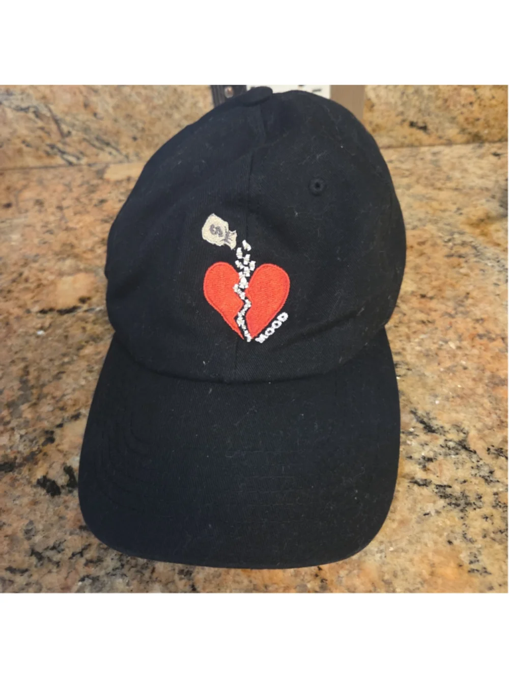 Men's Unbranded Broken Heart Mood Baseball Hat One Size Black Red